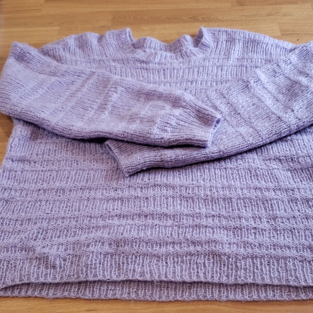 Vintage hand knitted lavender sweater